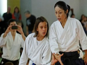 28.09.2013 | Guillaume joue le rôle de Uke pour Yoko Okamoto San 6e Dan Aikikai qui a son dojo à Kyoto, Japon.